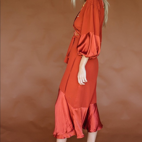 Chasing Unicorns Moonlight Serenade Silk Maxi NWT - Picture 6 of 8